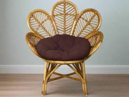 Modern Leaf Design Bamboo Cane Chair for Living Room, Lawn, Restaurant, Studio, Cafe with Cushion Supply